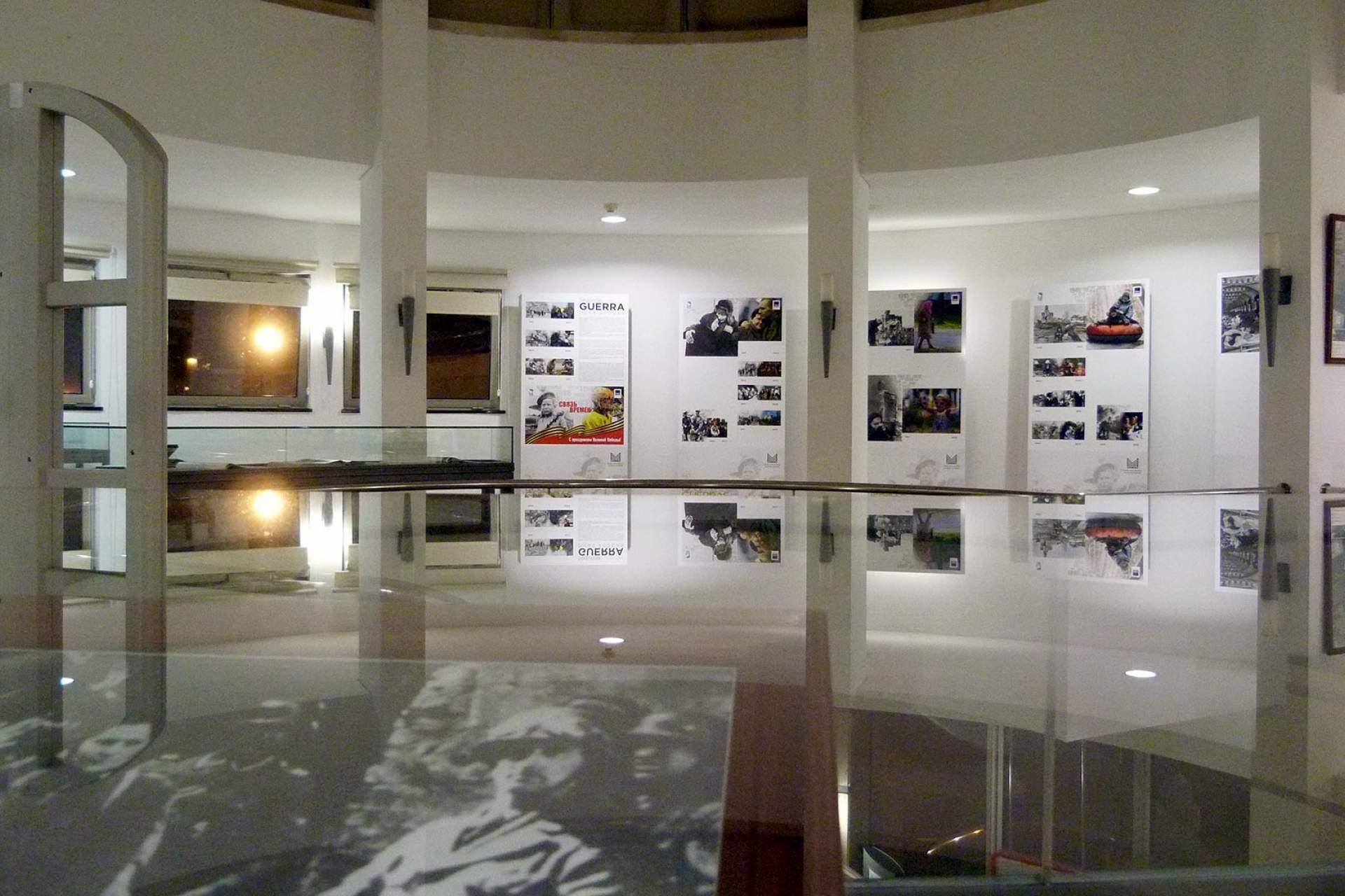 Interior of Exiles Memorial Centre - Estoril / Cascais / Fundação D. Luís I