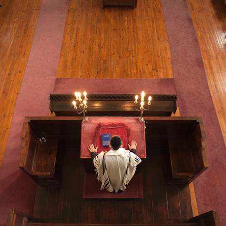 Rabbi at the Kadoorie - Mekor Haim Synagogue, Oporto